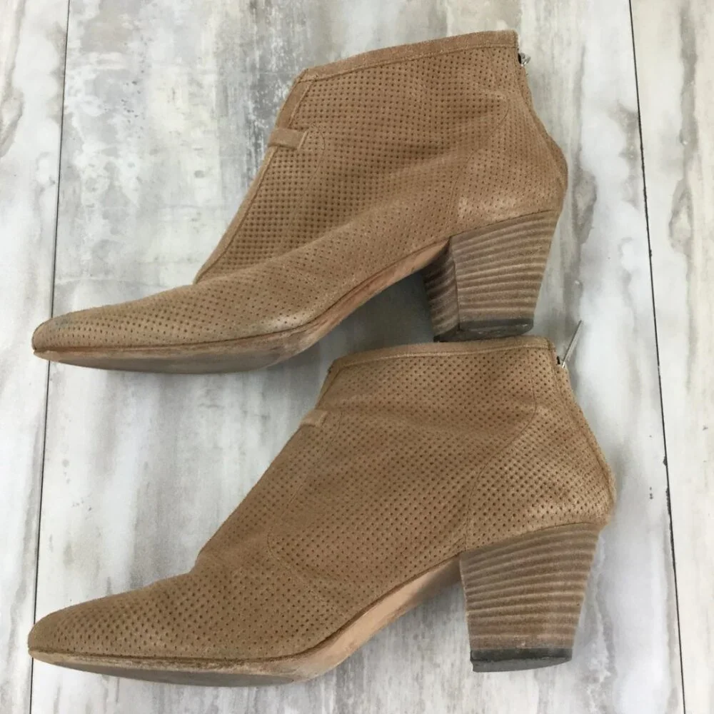Aquatalia Tan Booties 8